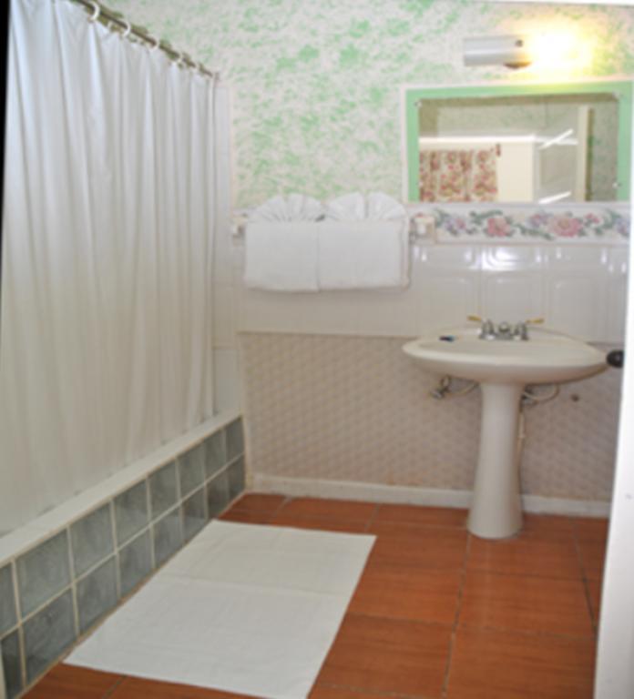Palm Bay Guest House & Restaurant Montego Bay Zimmer foto